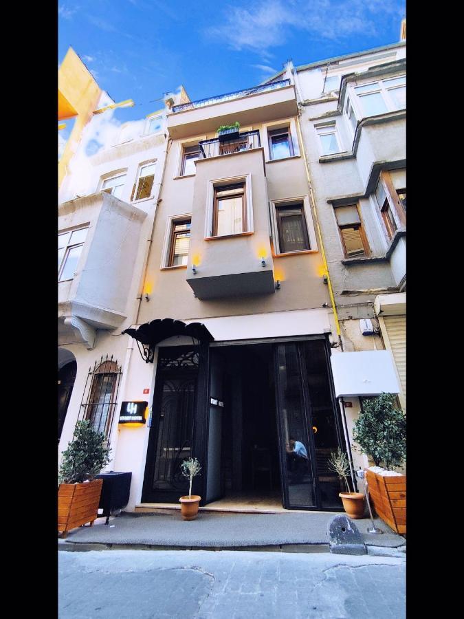 Utarit Hotel Istanbul Exterior photo The building of the first store of the company in Athens, Greece