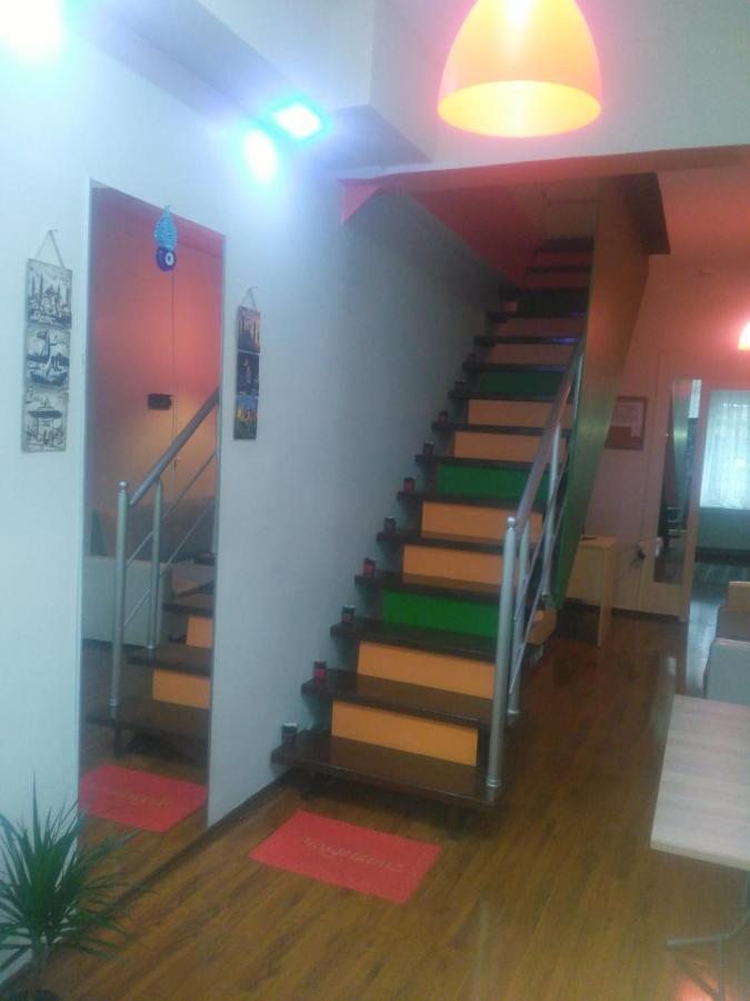Utarit Hotel Istanbul Exterior photo Stairs in a house